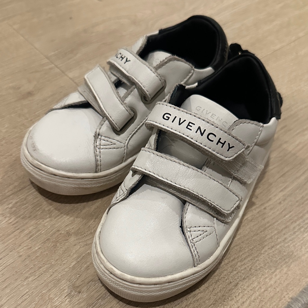 Givenchy Kids White And Black Velcro Sneakers